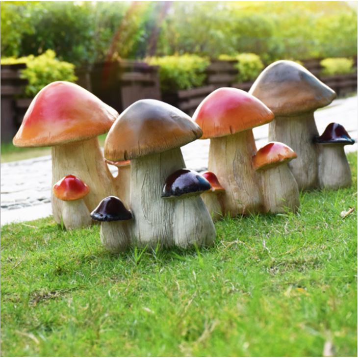 Perfect Emulational Mushroom Fiberglass Statue For Garden Decoration